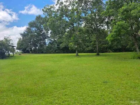 Exterior - 6200 Arthur Brown Rd, Mcdavid, FL 32568 photo 6 of 14