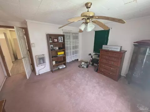 Bedroom - 6200 Arthur Brown Rd, Mcdavid, FL 32568 photo 3 of 4