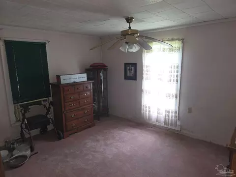 Bedroom - 6200 Arthur Brown Rd, Mcdavid, FL 32568 photo 2 of 4