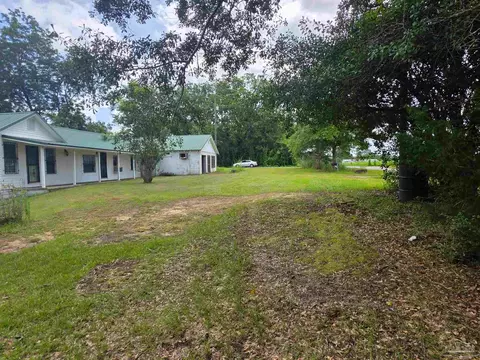 Exterior - 6200 Arthur Brown Rd, Mcdavid, FL 32568 photo 11 of 14