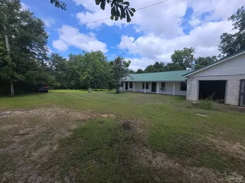 Exterior - 6200 Arthur Brown Rd, Mcdavid, FL 32568 photo 2 of 14
