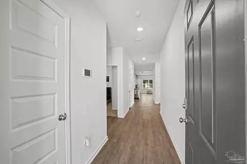 Entry Way - 894 Jesse Dr, Cantonment, FL 32533 photo 1 of 5