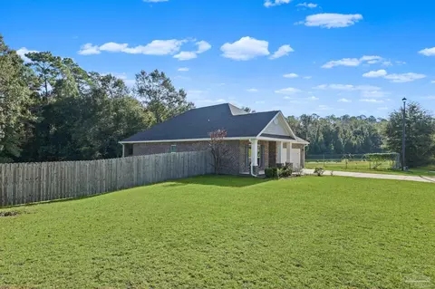 Exterior - 894 Jesse Dr, Cantonment, FL 32533 photo 8 of 9