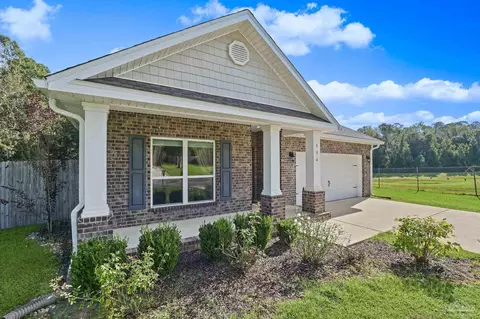 Exterior - 894 Jesse Dr, Cantonment, FL 32533 photo 5 of 9