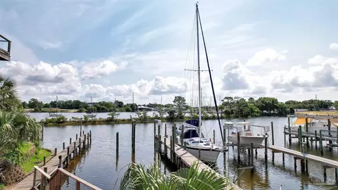 1280 Mahogony Mill Rd #6, Pensacola, FL 32507