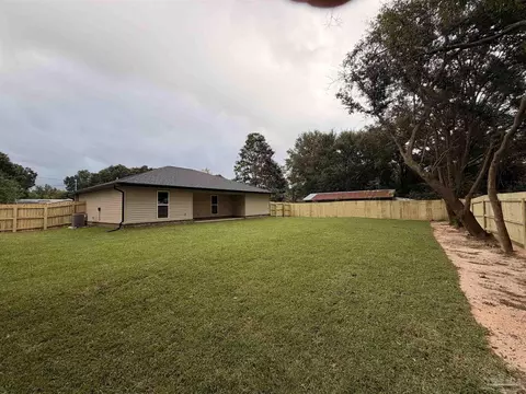 5263 Catalina St, Pace, FL 32571 photo 3