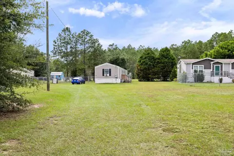 4619 Thoroughbred Dr, Milton, FL 32583 photo 3