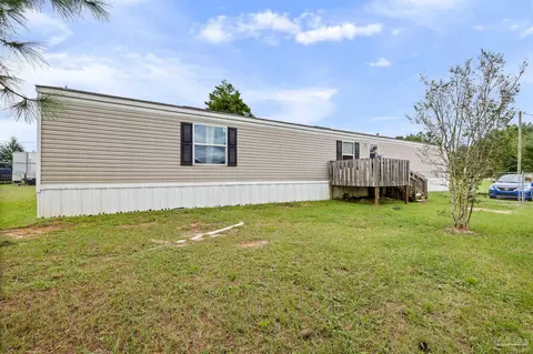 4619 Thoroughbred Dr, Milton, FL 32583 photo 2