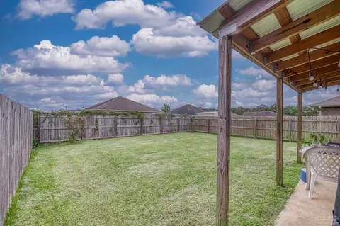 Exterior - 5802 Corkscrew Ct, Pace, FL 32571 photo 10 of 11