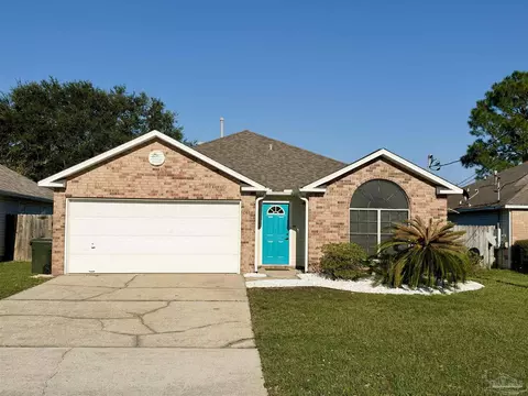 2464 Gulf Breeze Ave, Pensacola, FL 32507
