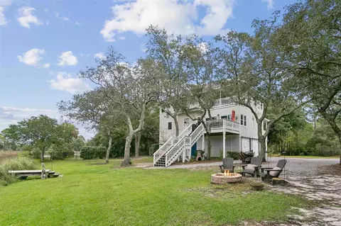 Exterior - 1978 Tanbark Dr, Milton, FL 32583 photo 9 of 14