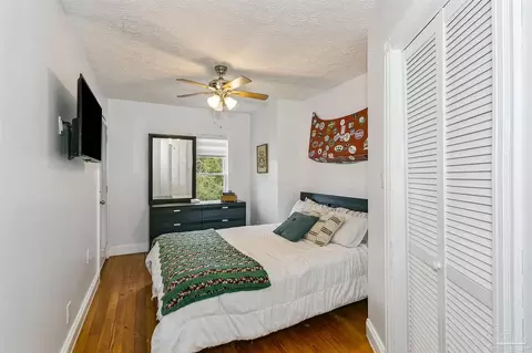 Bedroom - 1978 Tanbark Dr, Milton, FL 32583 photo 4 of 6