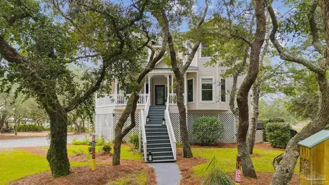 Exterior - 1978 Tanbark Dr, Milton, FL 32583 photo 14 of 14