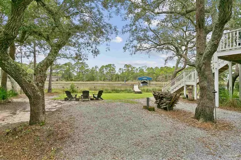 Exterior - 1978 Tanbark Dr, Milton, FL 32583 photo 7 of 14