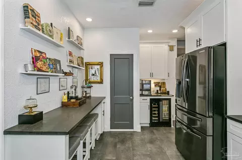Kitchen - 1978 Tanbark Dr, Milton, FL 32583 photo 5 of 5