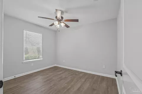 Bedroom - 5930 Clark Rd, Milton, FL 32570 photo 2 of 2