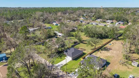 View/Area - 5930 Clark Rd, Milton, FL 32570 photo 2 of 4