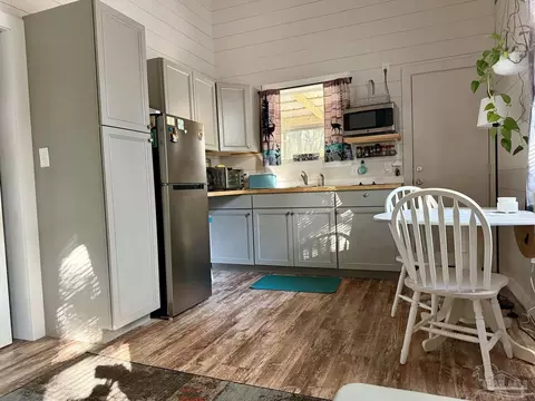 Kitchen - 5032 Camp Ground Rd, Milton, FL 32583 photo 1 of 3