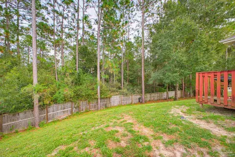 Exterior - 110 Alicia Dr, Crestview, FL 32536 photo 2 of 4