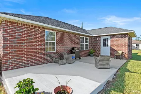 Exterior - 3332 N Simmons Rd, Jay, FL 32565 photo 5 of 7
