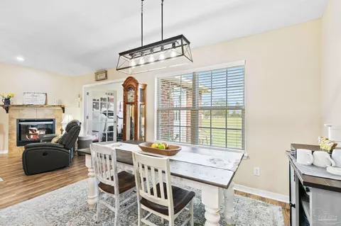 Dining - 3332 N Simmons Rd, Jay, FL 32565 photo 2 of 3
