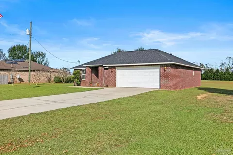 Exterior - 3332 N Simmons Rd, Jay, FL 32565 photo 3 of 7