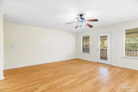 Living - 1886 Lodgepole Dr, Milton, FL 32583 photo 6 of 10
