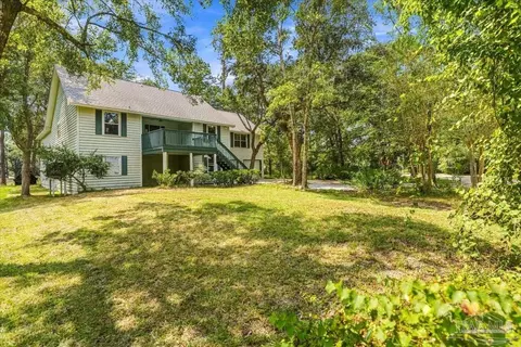 Exterior - 1886 Lodgepole Dr, Milton, FL 32583 photo 17 of 18