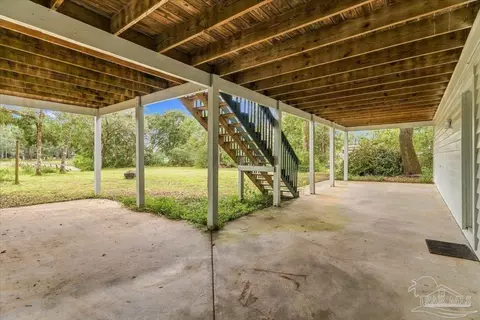 Exterior - 1886 Lodgepole Dr, Milton, FL 32583 photo 10 of 18