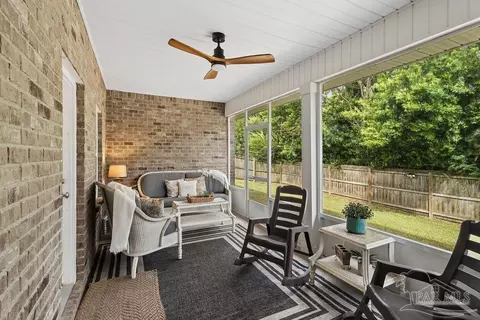 Exterior - 6199 Cherry Hill Cir, Milton, FL 32571 photo 6 of 8