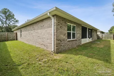Exterior - 6199 Cherry Hill Cir, Milton, FL 32571 photo 7 of 8