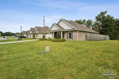 Exterior - 6199 Cherry Hill Cir, Milton, FL 32571 photo 4 of 8