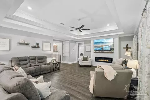 Living - 6199 Cherry Hill Cir, Milton, FL 32571 photo 2 of 2