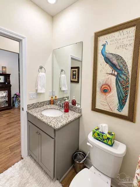 Bath - 7664 Piper Cir, Milton, FL 32583 photo 4 of 5