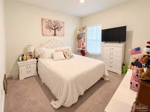 Bedroom - 7664 Piper Cir, Milton, FL 32583 photo 5 of 6