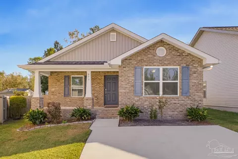873 Smiley Cir, Pensacola, FL 32514