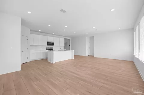 Living - 5951 Serrate St #HS 23J, Pace, FL 32571 photo 1 of 2