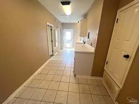 Entry Way - 1804 Kingstree Dr, Cantonment, FL 32533 photo 1 of 1