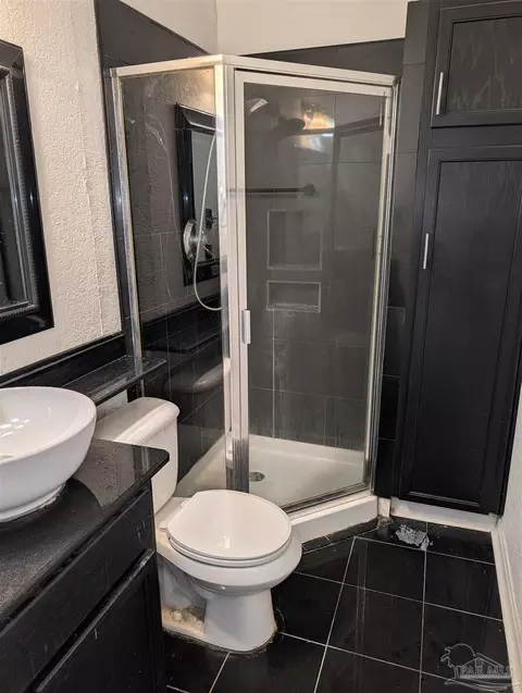 Bath - 1804 Kingstree Dr, Cantonment, FL 32533 photo 5 of 6
