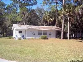 102 Michigan, Inglis, FL 34449 photo 2