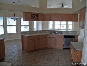 243 E Buckingham Dr, Lecanto, FL 34461 photo 5