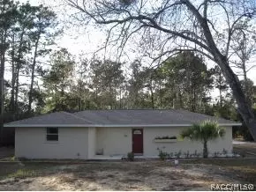 186 E Neeld, Inglis, FL 34449 photo 5