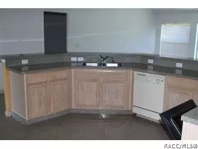 292 E Dusty Ct, Hernando, FL 34442 photo 3