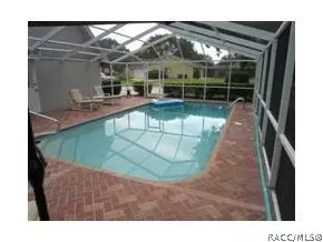 310 E Hartford St, Hernando, FL 34442 photo 2