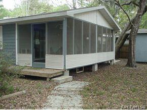 296 Hudson St, Inglis, FL 34449 photo 3