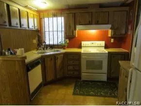 142 N Maple St, Inglis, FL 34449 photo 2