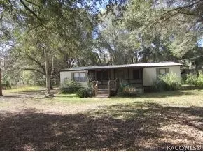 142 N Maple St, Inglis, FL 34449 photo 1