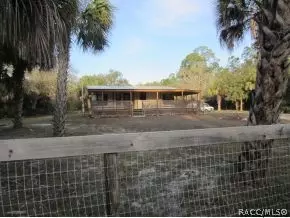 86 Lori St, Inglis, FL 34449 photo 1