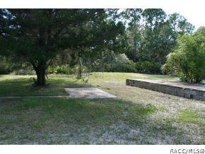 81 Gladys Ave, Inglis, FL 34449 photo 2