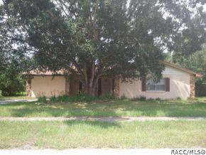 7345 Gates Cir, Spring Hill, FL 34606 photo 1